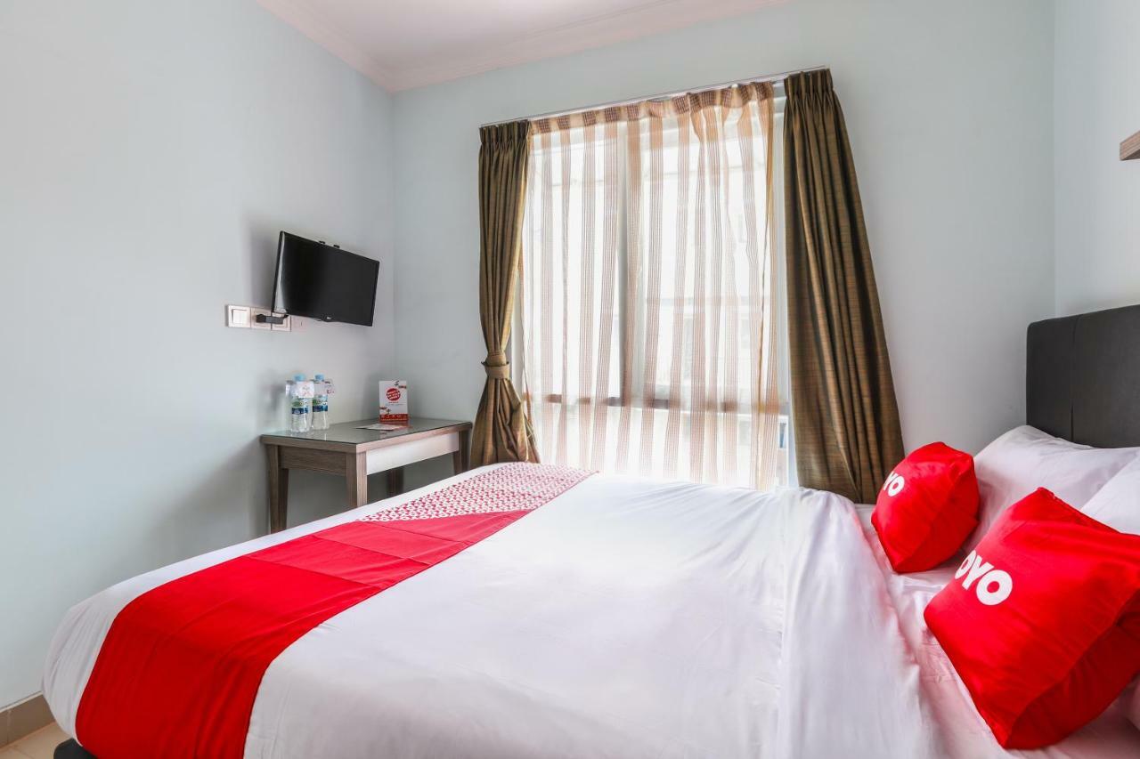 Oyo 1551 Studento Guest House Тангеранг Екстер'єр фото